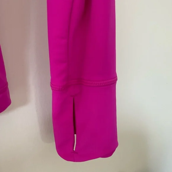 Lilly Pulitzer UPF 50+ Luxletic Kona Sunguard Top - Picture 4 of 7